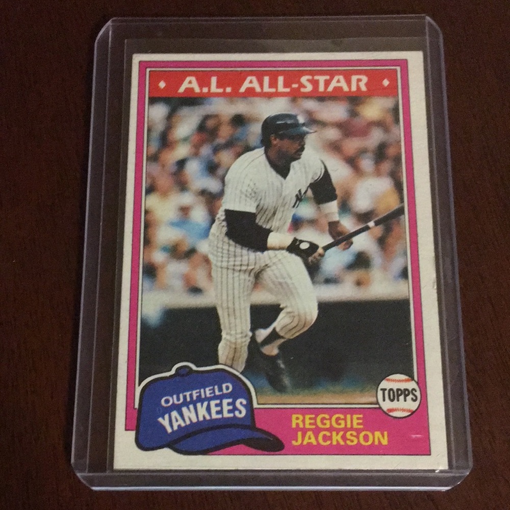 Reggie Jackson baseball card